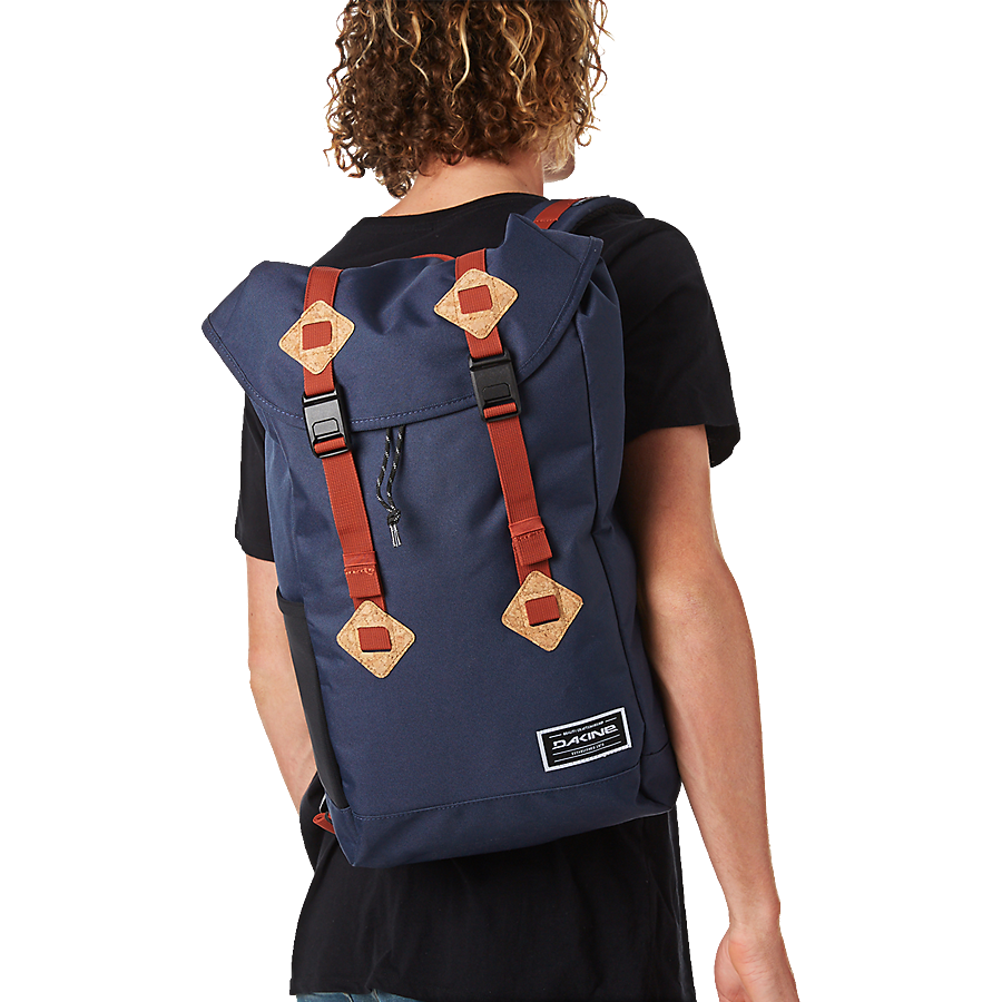Dakine top trek ii