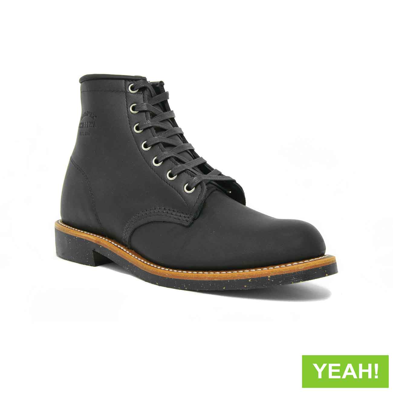 Black on sale chippewa boots